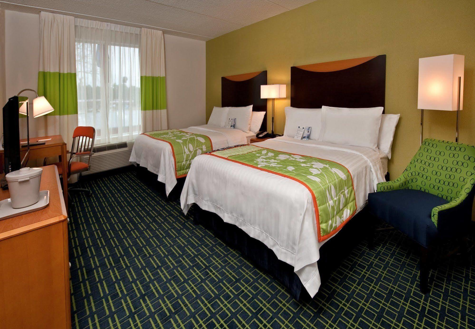 Fairfield Inn & Suites Wilmington Wrightsville Beach Екстер'єр фото