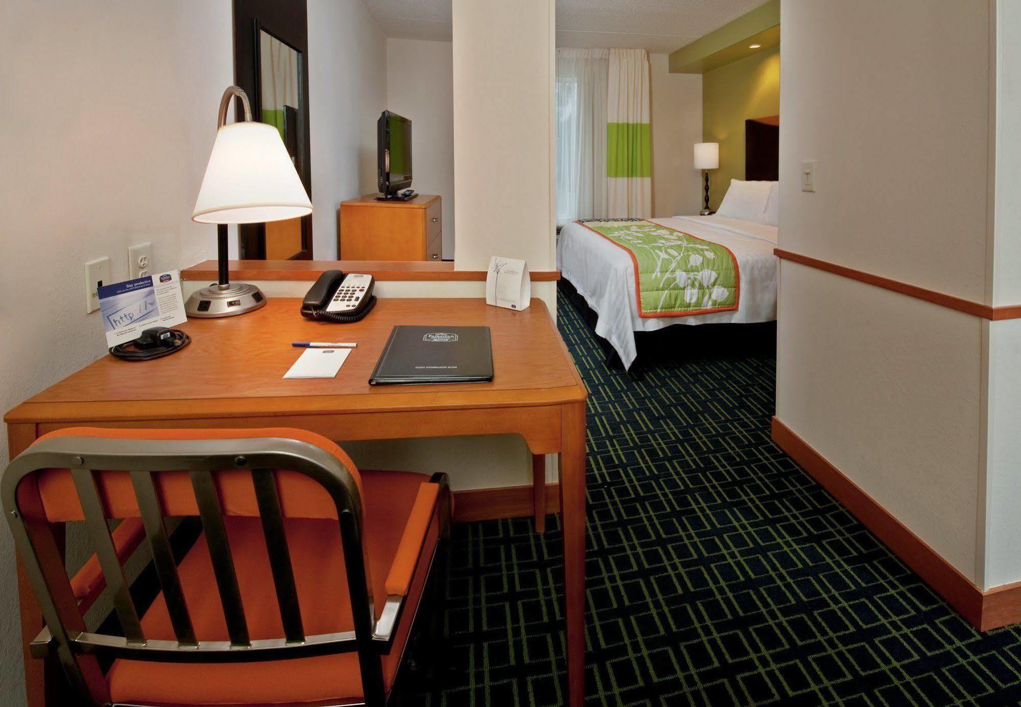 Fairfield Inn & Suites Wilmington Wrightsville Beach Екстер'єр фото