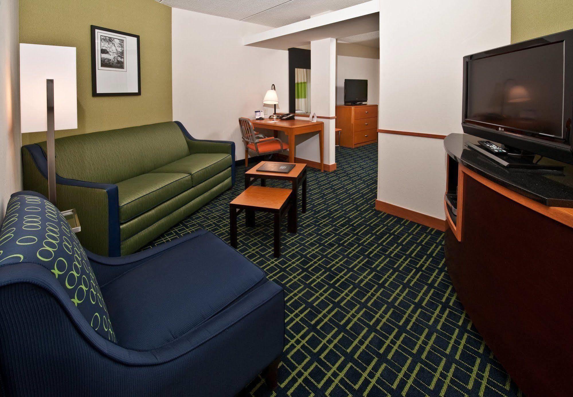 Fairfield Inn & Suites Wilmington Wrightsville Beach Екстер'єр фото